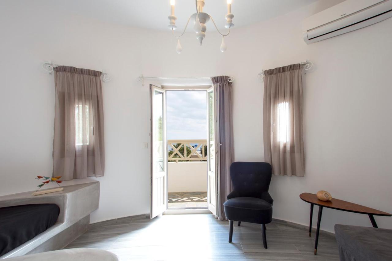 Theartemis Perissa Hotel Exterior photo